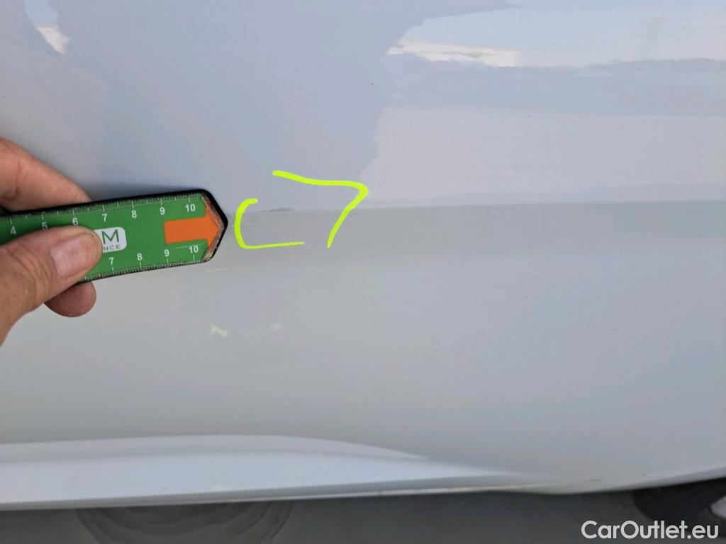  Audi  A1 Sportback AUDI A1 / 2018 / 5P / berlina con portón Sportback Advanced 30 TFSI 81kW (110CV) #9