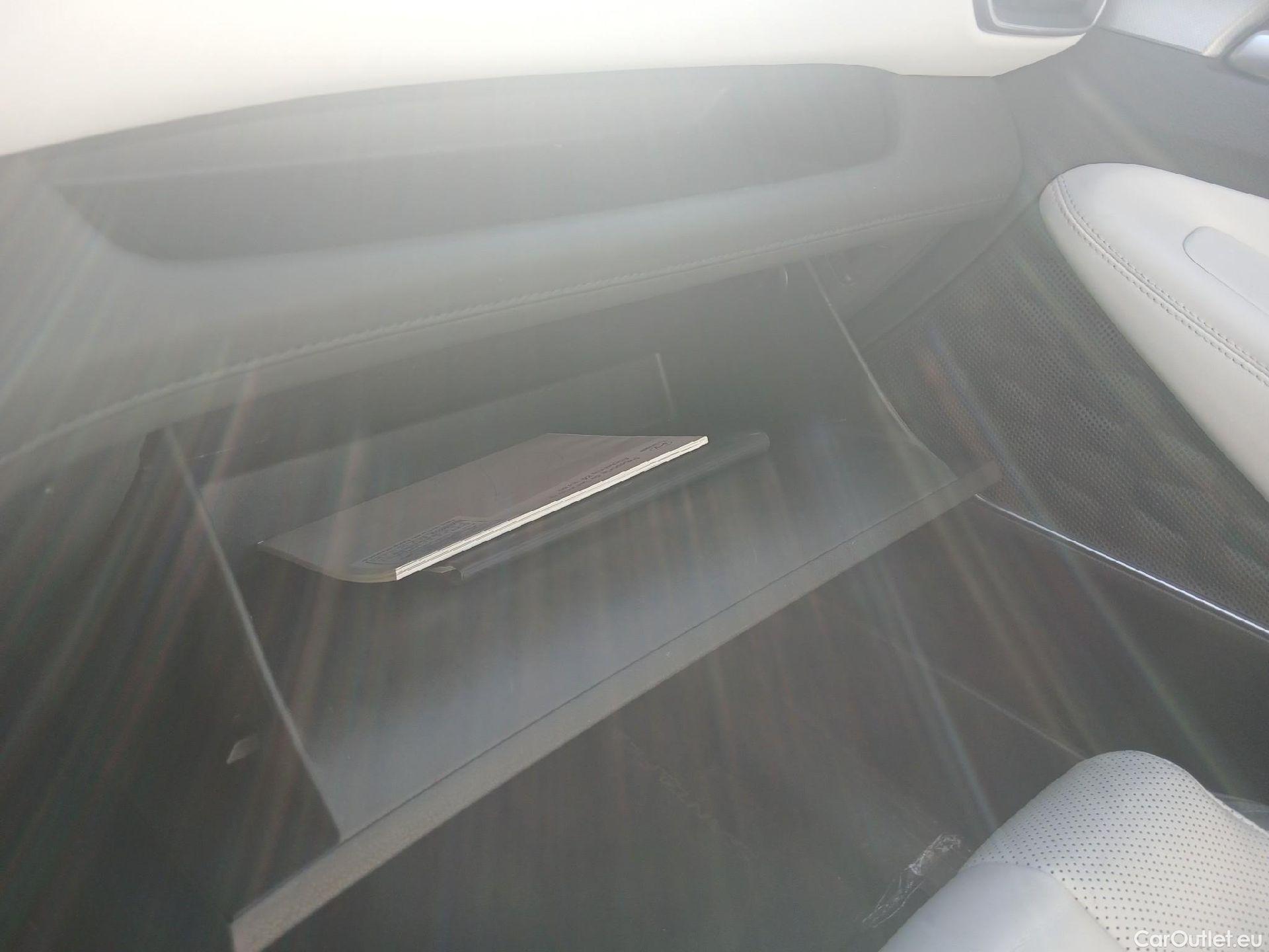  Hyundai  Santa Fe HYUNDAI  / 2021 / 5P / todoterreno 1.6 TGDi PHEV Style Auto 4x4 #1