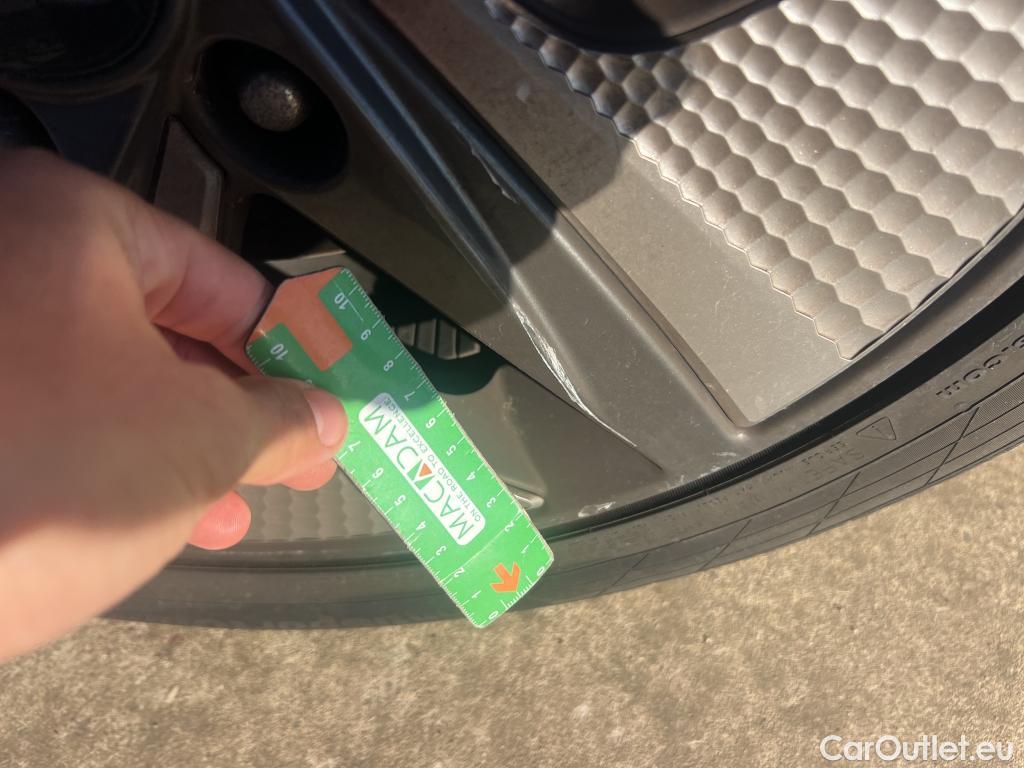  Hyundai   Ioniq HYUNDAI / 2019 / 5P / berlina con portón 1.6 GDI HEV Tecno DT #2