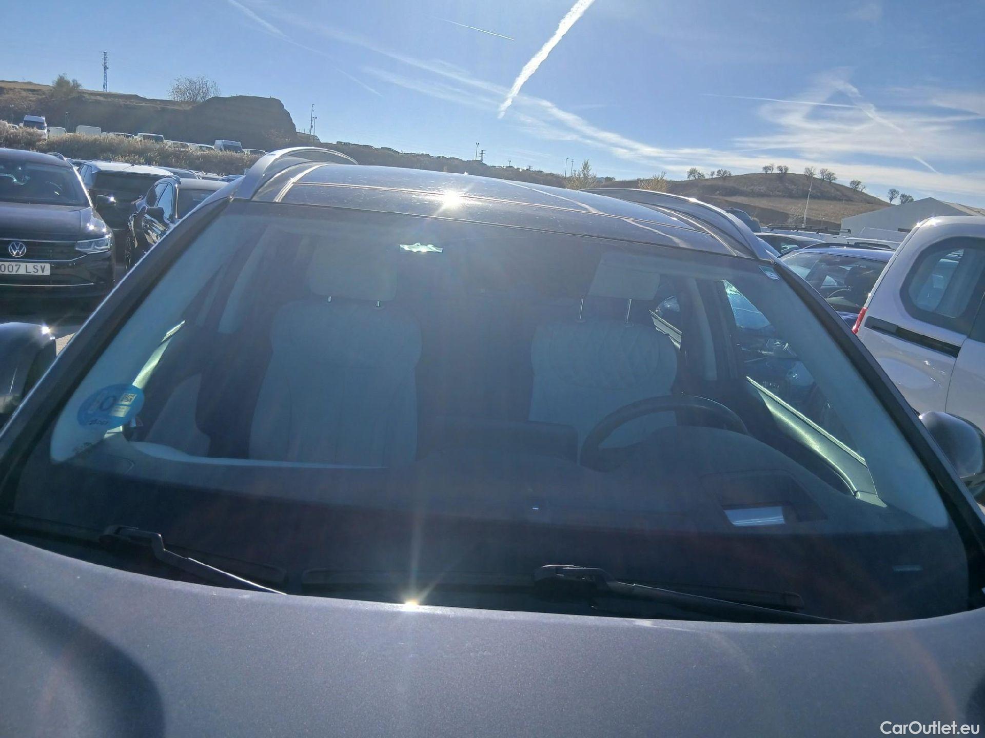  Hyundai  Santa Fe HYUNDAI  / 2021 / 5P / todoterreno 1.6 TGDi PHEV Style Auto 4x4 #9