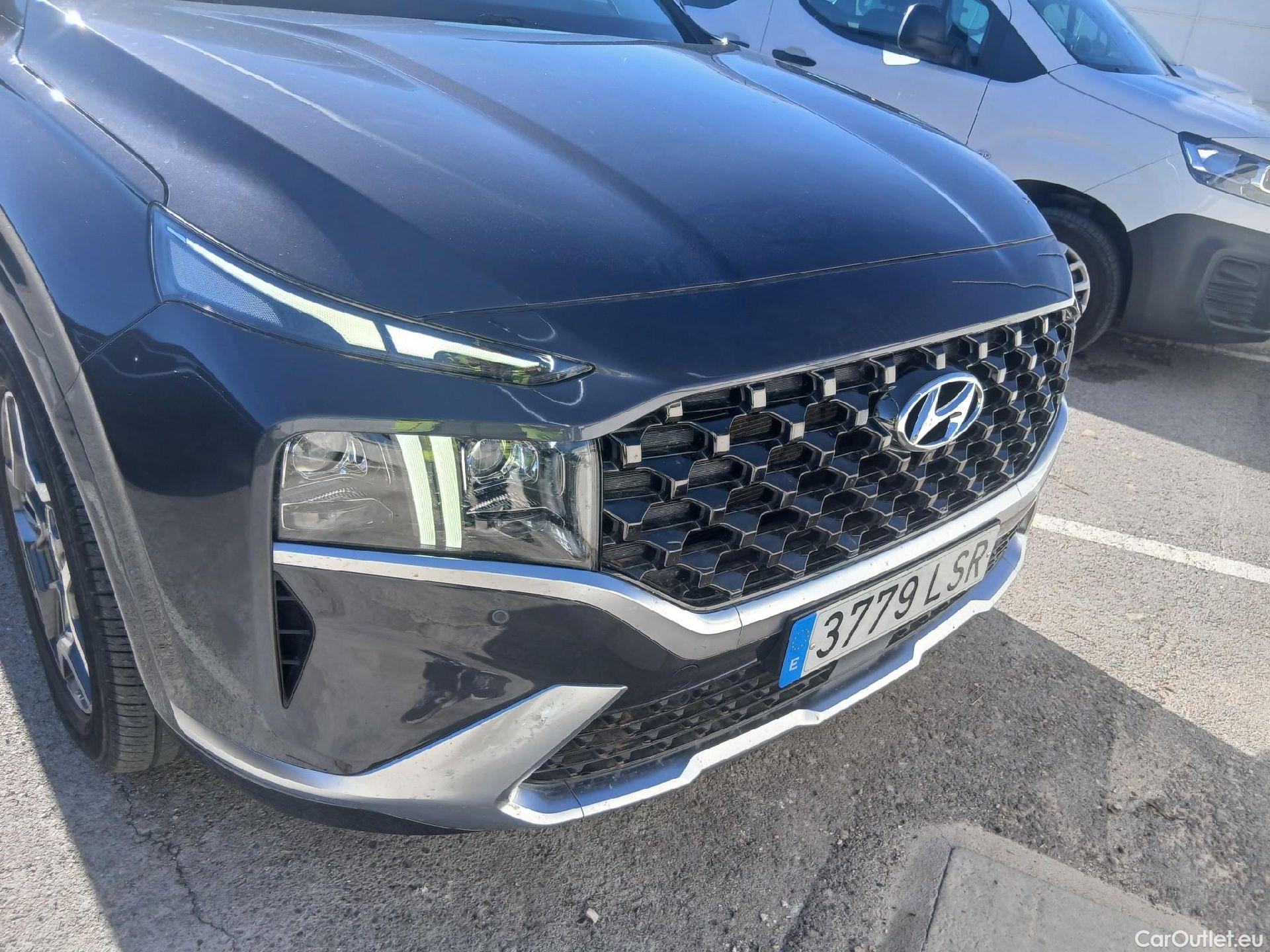  Hyundai  Santa Fe HYUNDAI  / 2021 / 5P / todoterreno 1.6 TGDi PHEV Style Auto 4x4 #6