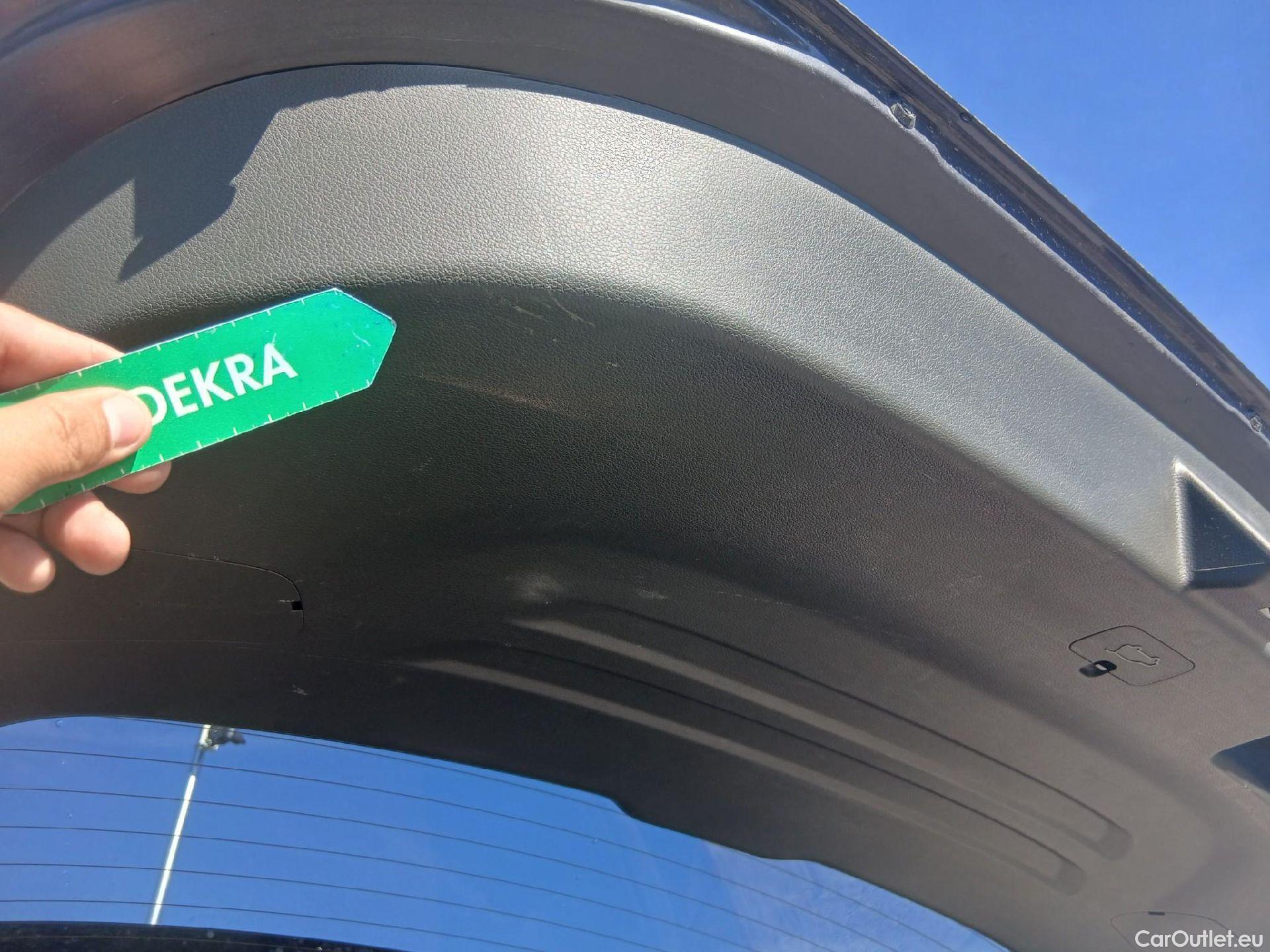  Hyundai  Santa Fe HYUNDAI  / 2021 / 5P / todoterreno 1.6 TGDi PHEV Style Auto 4x4 #5