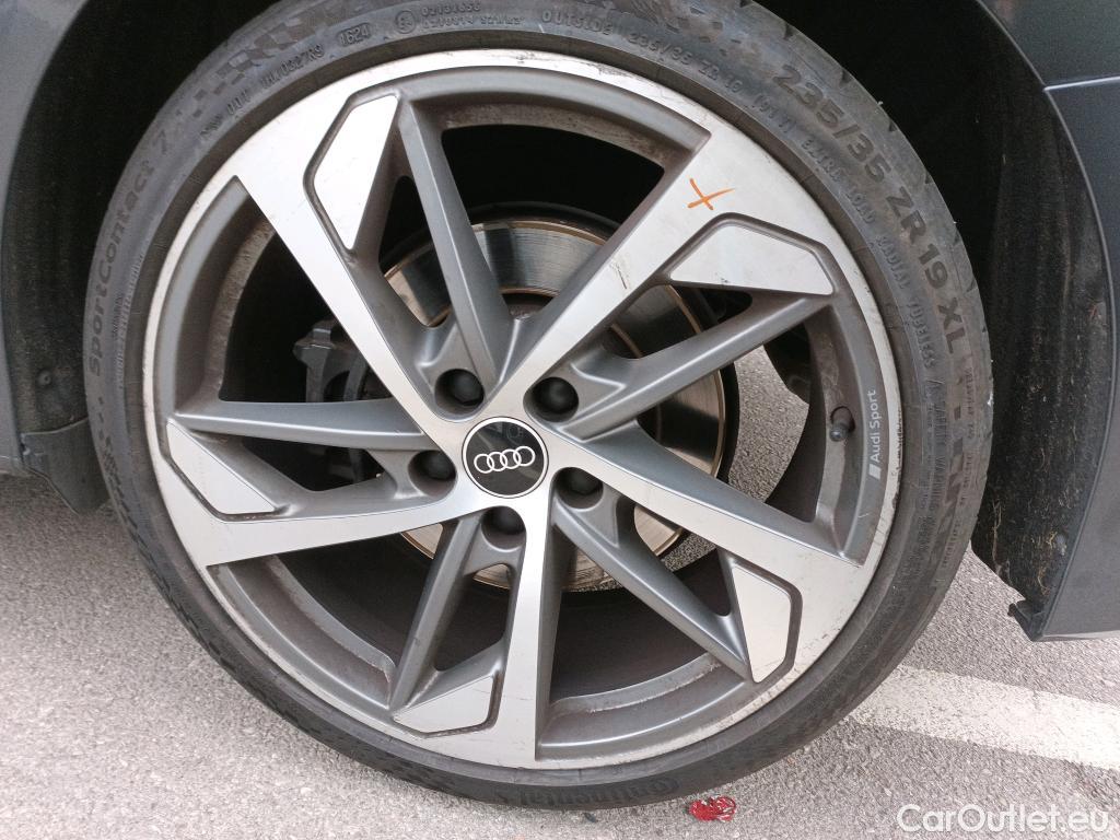  Audi  A3 AUDI  / 2020 / 5P / berlina con portón S3 Sportback TFSI 228kW quattro S tronic #3