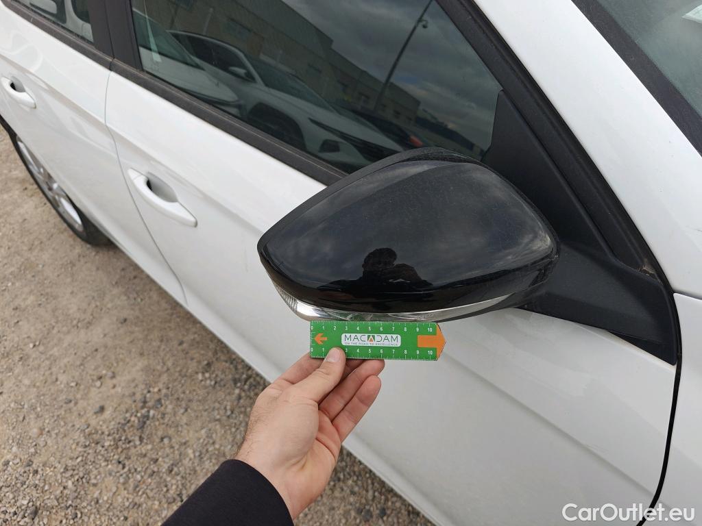  Opel  Corsa OPEL  / 2019 / 5P / berlina con portón 1.2T XHL 74kW (100CV) Edition #25