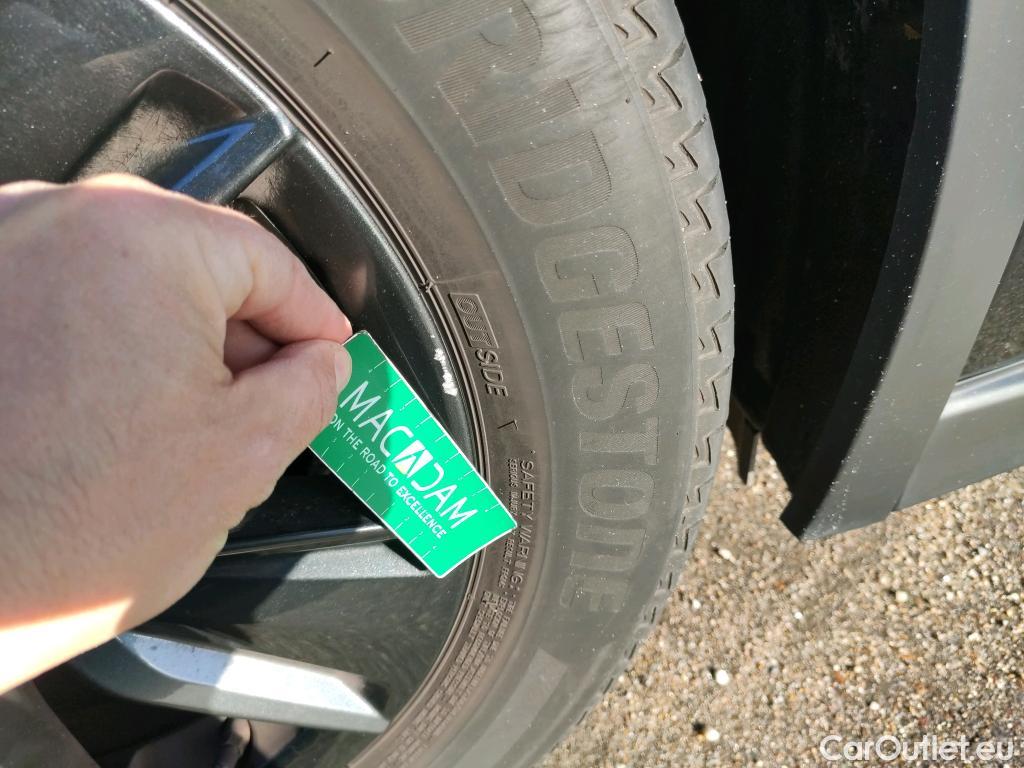  Lexus  UX LEXUS  / 2018 / 5P / todoterreno 2.0 250h Business City #31