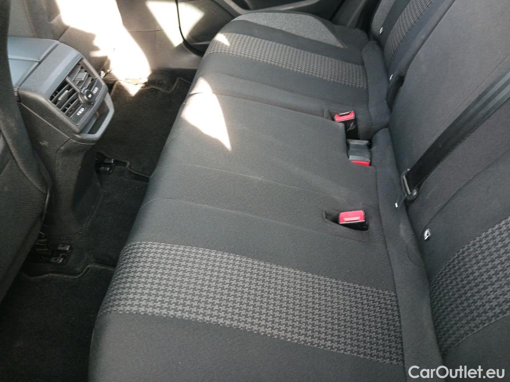  Peugeot  3008 PEUGEOT  / 2020 / 5P / todoterreno 1.5 BlueHDi 96kW (130CV) S&S Active Pack #5