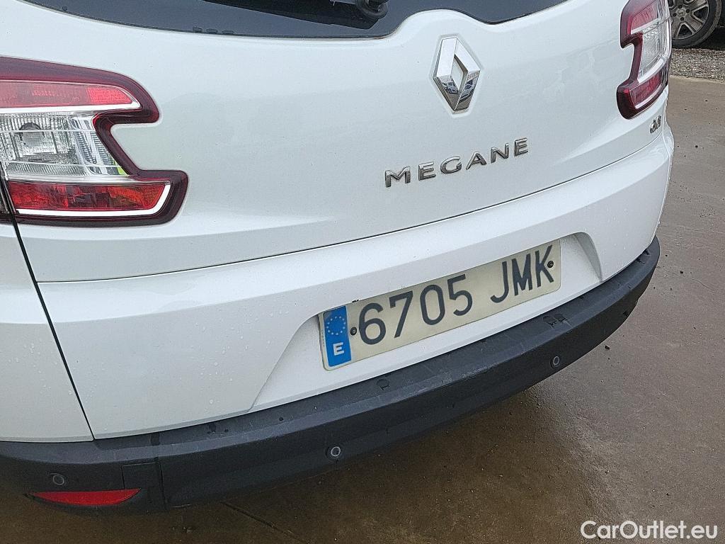  Renault  Megane RENAULT MÉGANE 5p 3G familiar Sp. Tou. Bose Energy dCi 130 S&S Euro 6 #60