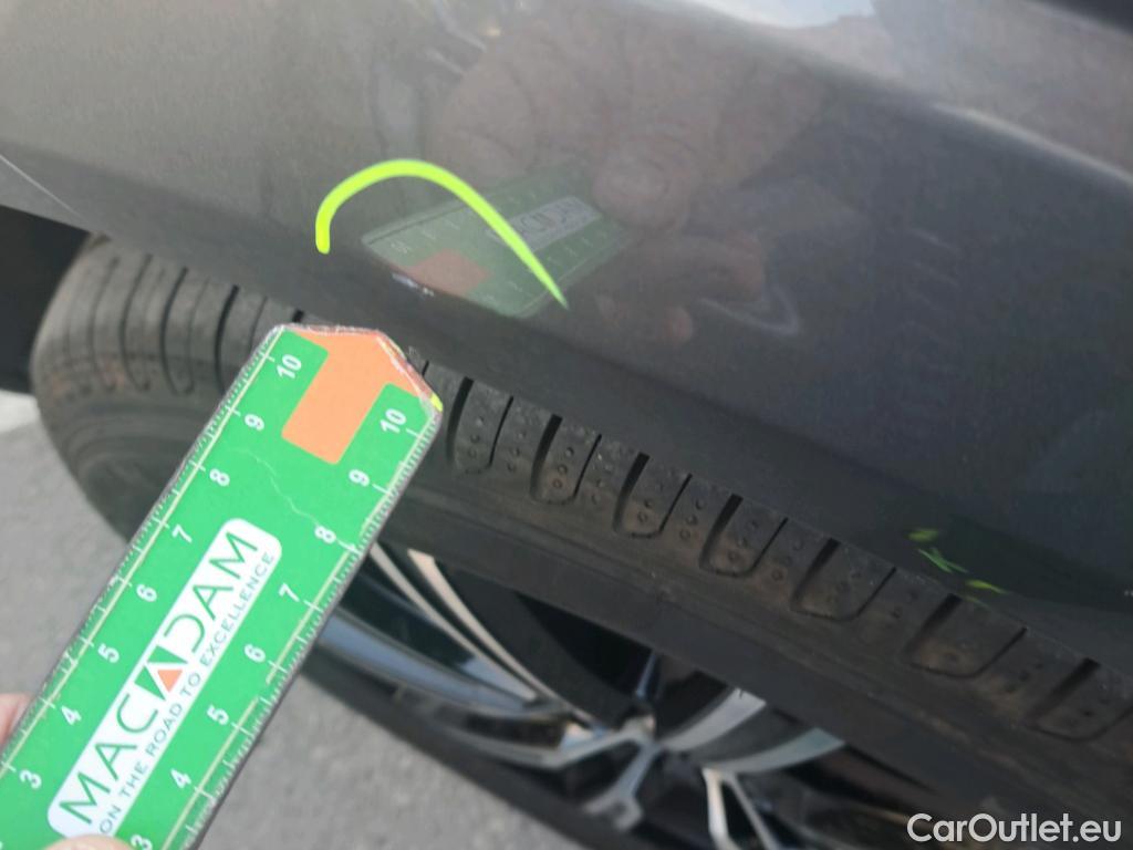  Volvo  XC60 VOLVO  / 2017 / 5P / todoterreno 2.0 B4 D Inscription Auto #33