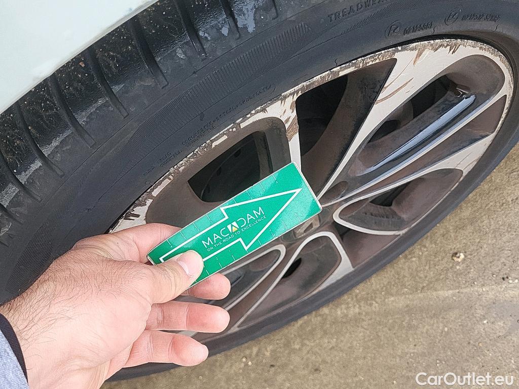  Renault  Megane RENAULT MÉGANE 5p 3G familiar Sp. Tou. Bose Energy dCi 130 S&S Euro 6 #18