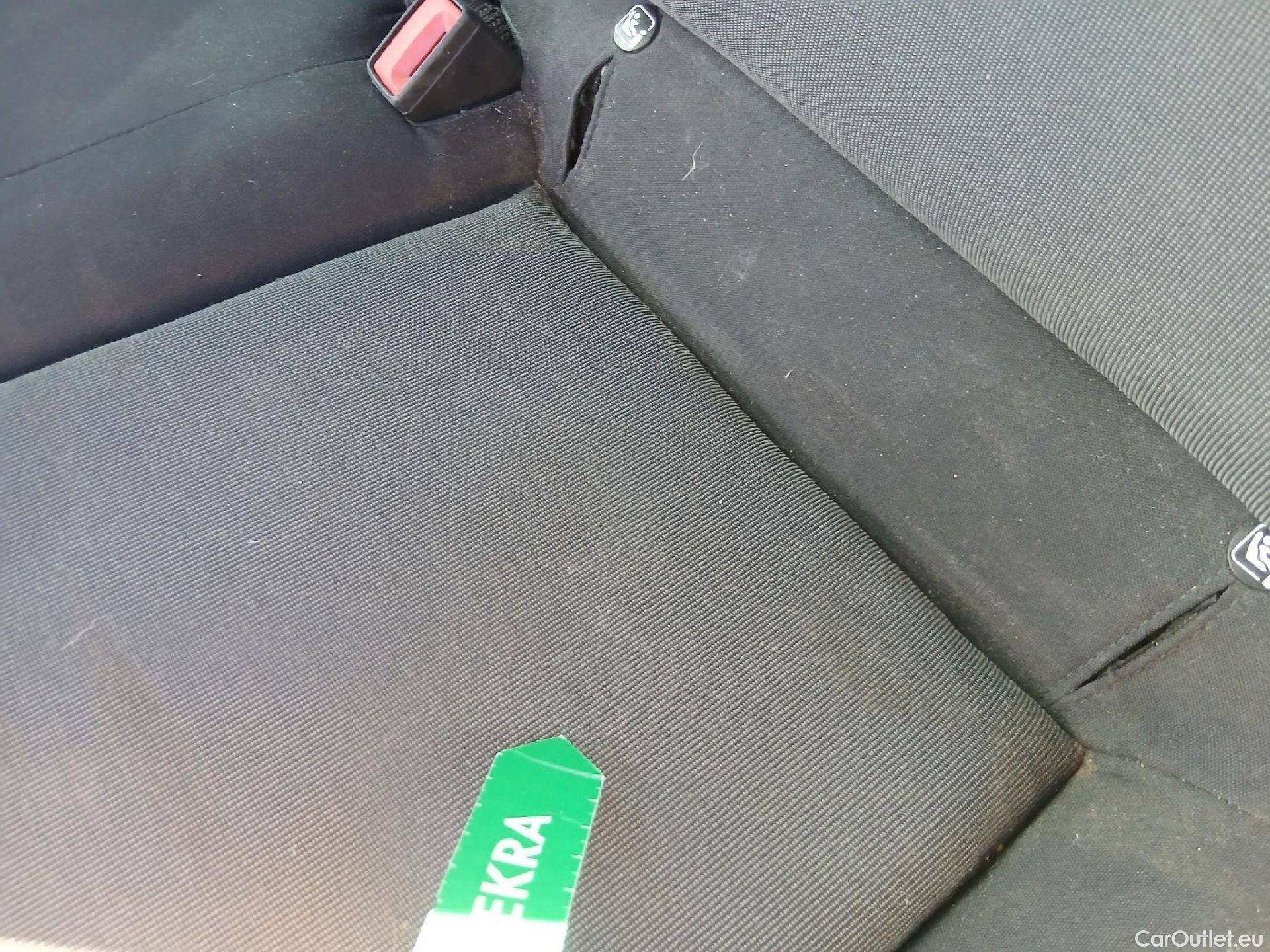  Seat  Arona SEAT  / 2021 / 5P / todoterreno 1.0 TSI 70kW (95CV) Reference XM #42