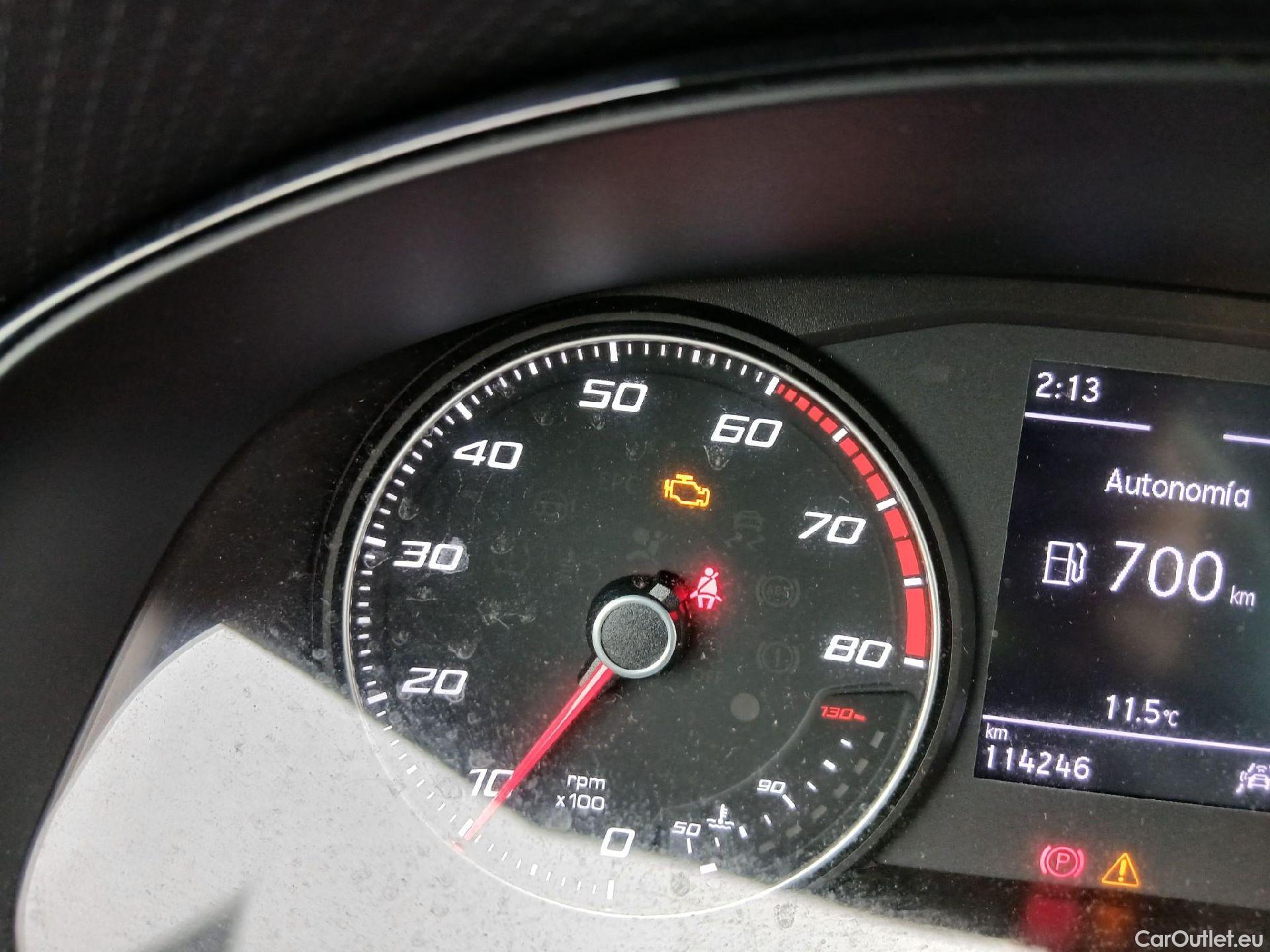  Seat  Ibiza SEAT  / 2017 / 5P / berlina con portón 1.0 MPI 59kW (80CV) Reference Plus(SP) #3