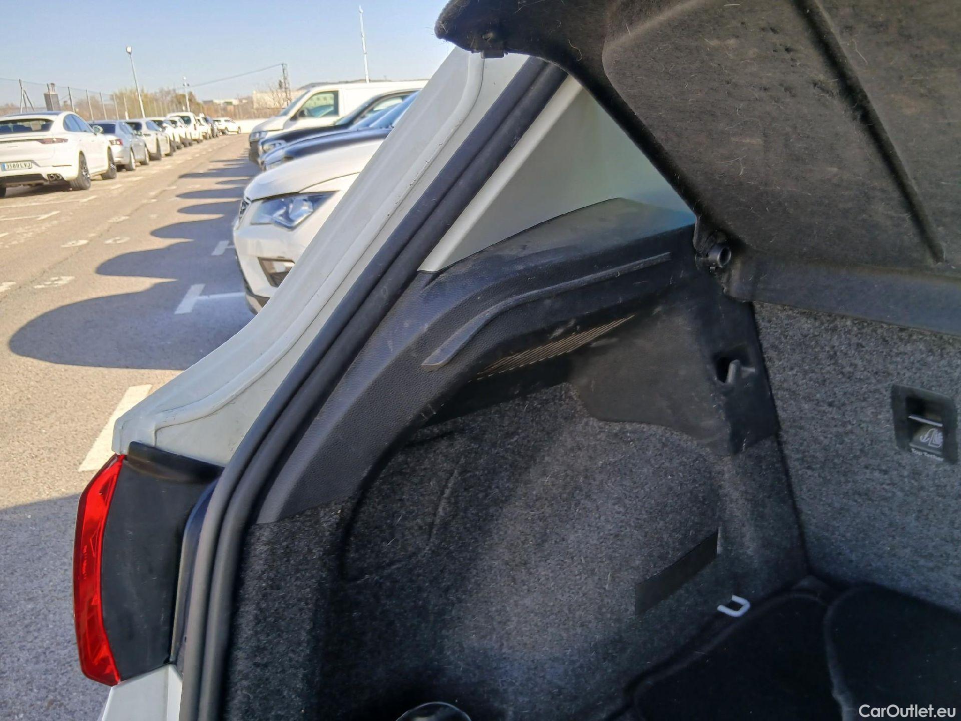  Seat  Arona SEAT  / 2021 / 5P / todoterreno 1.0 TSI 70kW (95CV) Reference XM #32