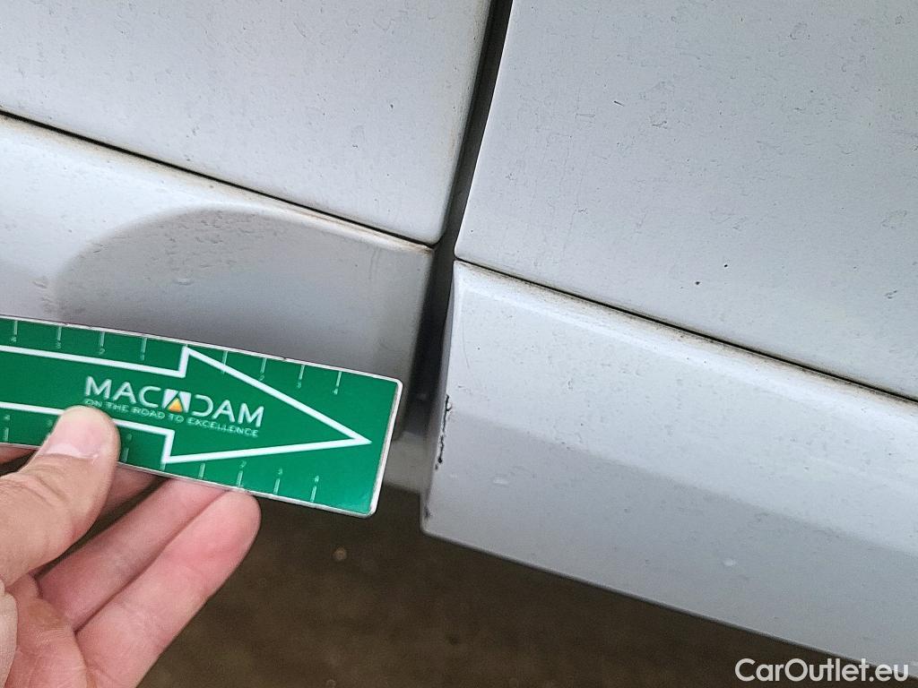  Renault  Megane RENAULT MÉGANE 5p 3G familiar Sp. Tou. Bose Energy dCi 130 S&S Euro 6 #75