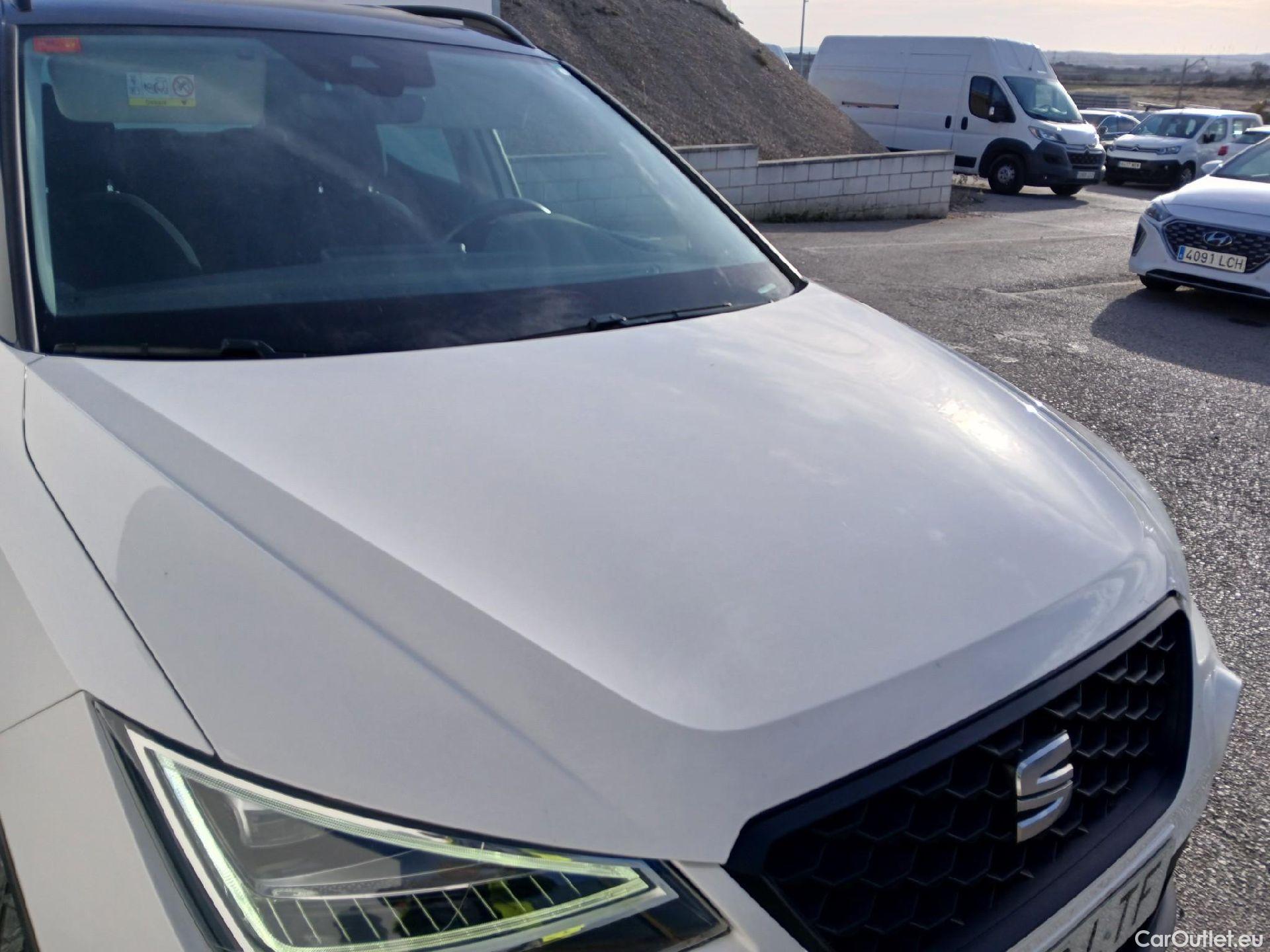  Seat  Arona SEAT  / 2017 / 5P / todoterreno 1.0 TSI 81kW (110CV) Style Plus (AC) #4