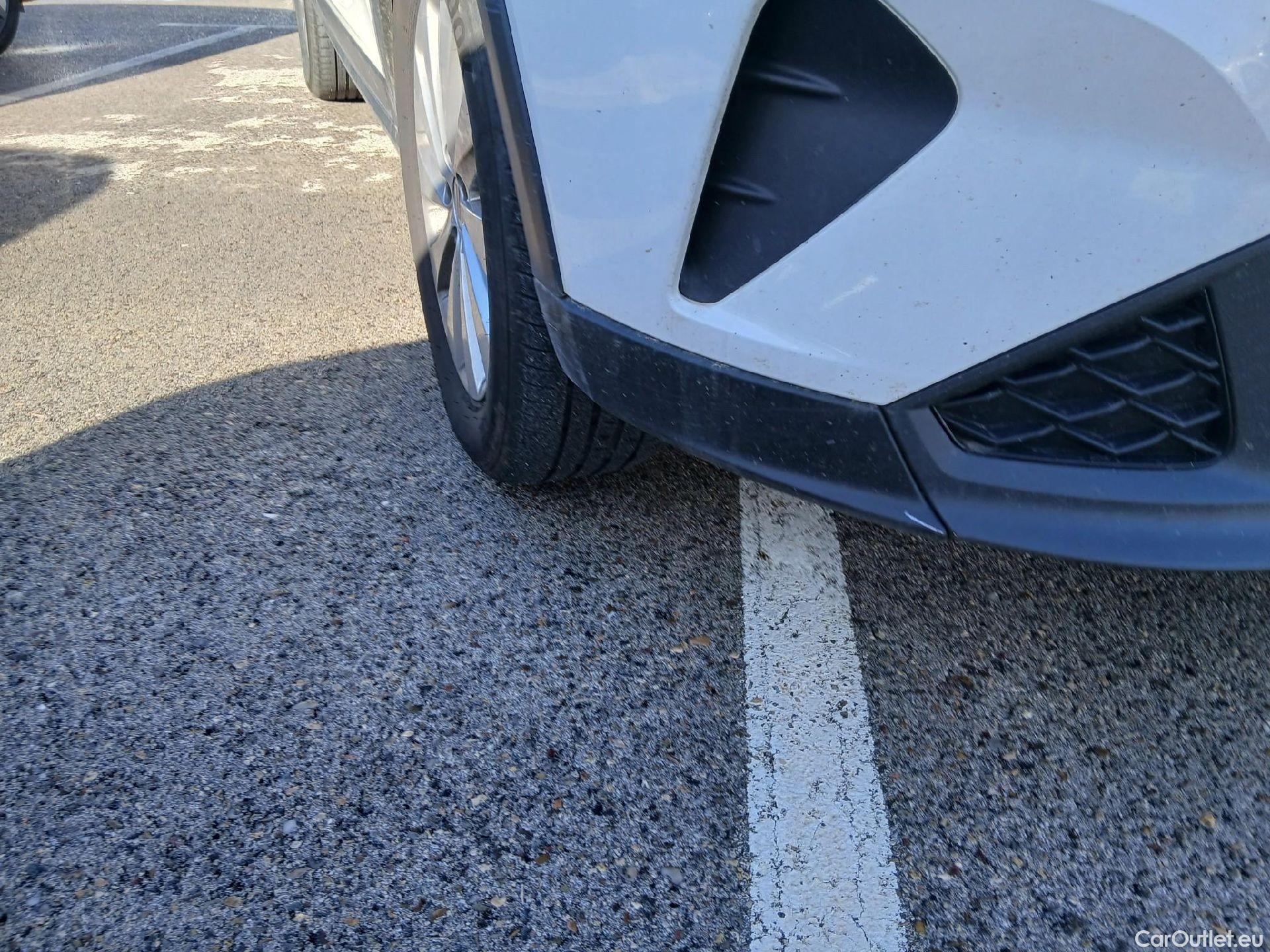  Seat  Arona SEAT  / 2021 / 5P / todoterreno 1.0 TSI 70kW (95CV) Reference XM #11