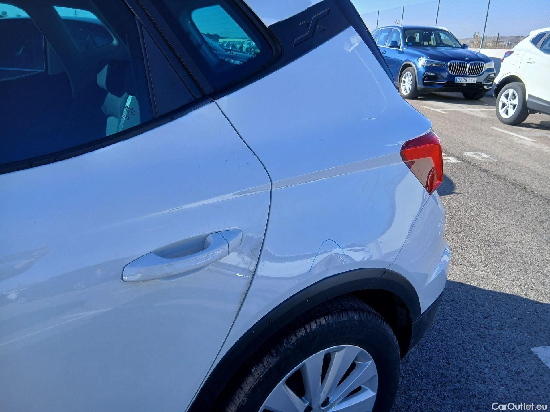  Seat  Arona SEAT  / 2021 / 5P / todoterreno 1.0 TSI 70kW (95CV) Reference XM #19