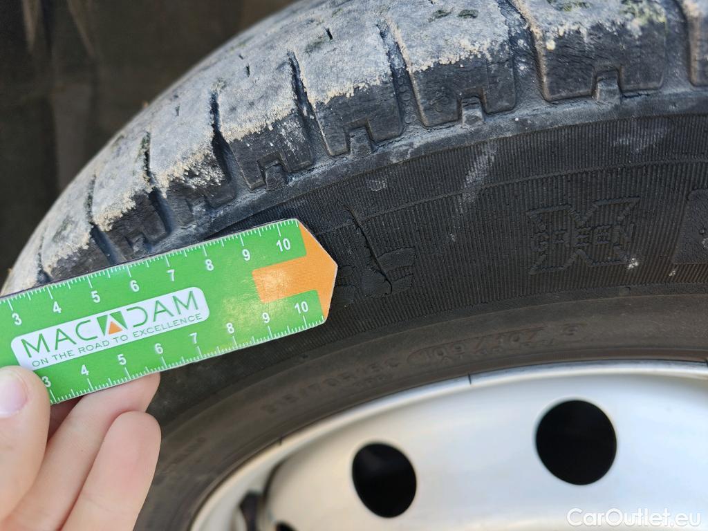  Citroen  Jumper CITROEN  / 2014 / 4P / furgón BlueHDi 103KW (140CV) Furgón 35L2H2 #23