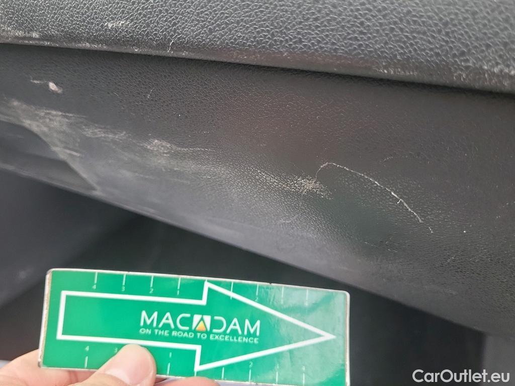  Renault  Megane RENAULT MÉGANE 5p 3G familiar Sp. Tou. Bose Energy dCi 130 S&S Euro 6 #53