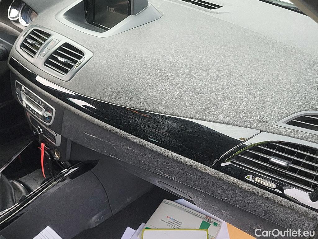  Renault  Megane RENAULT MÉGANE 5p 3G familiar Sp. Tou. Bose Energy dCi 130 S&S Euro 6 #28