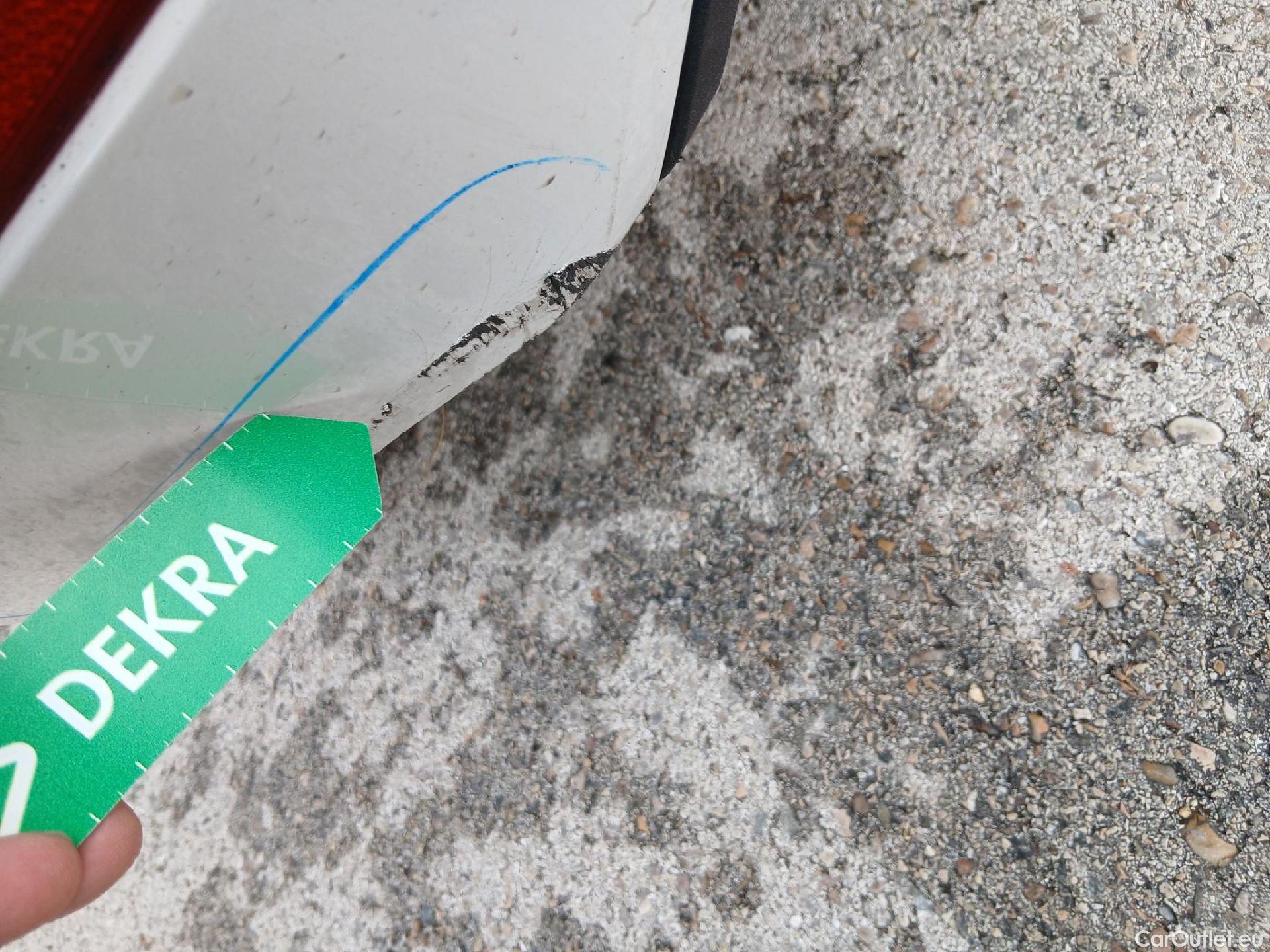  Seat  Ibiza SEAT  / 2017 / 5P / berlina con portón 1.0 MPI 59kW (80CV) Reference Plus(SP) #24