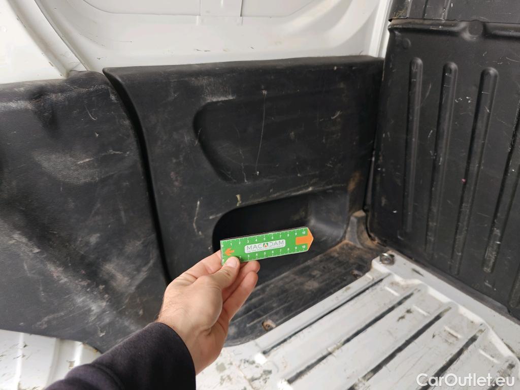  Opel  Combo OPEL  / 2018 / 3P / furgón derivado de turismo 1.6 TD S/S 74kW (100CV) Express L H1 650 #7