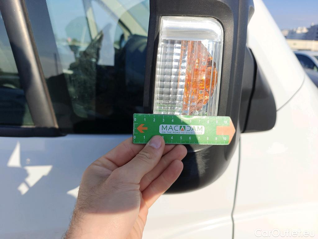  Citroen  Jumper CITROEN  / 2014 / 4P / furgón BlueHDi 103KW (140CV) Furgón 35L2H2 #59