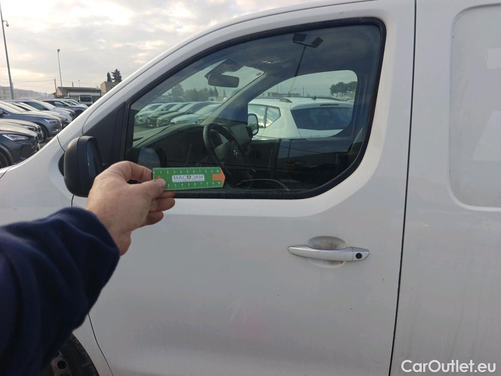  Citroen  Jumpy CITROEN  / 2016 / 4P / furgón Talla XS BlueHDi 120 S&S 6v CityVan #34