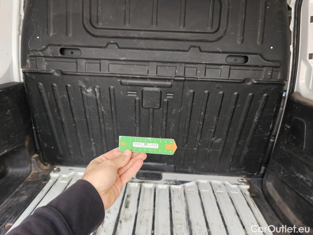  Opel  Combo OPEL  / 2018 / 3P / furgón derivado de turismo 1.6 TD S/S 74kW (100CV) Express L H1 650 #53