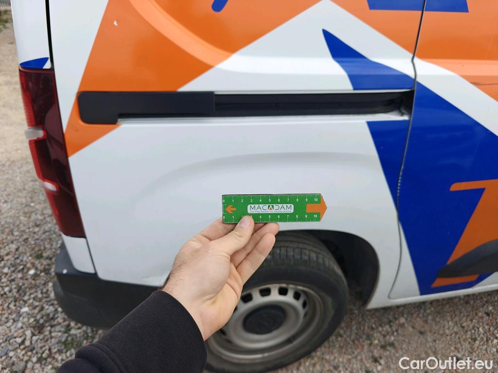  Opel  Combo OPEL  / 2018 / 3P / furgón derivado de turismo 1.6 TD S/S 74kW (100CV) Express L H1 650 #11