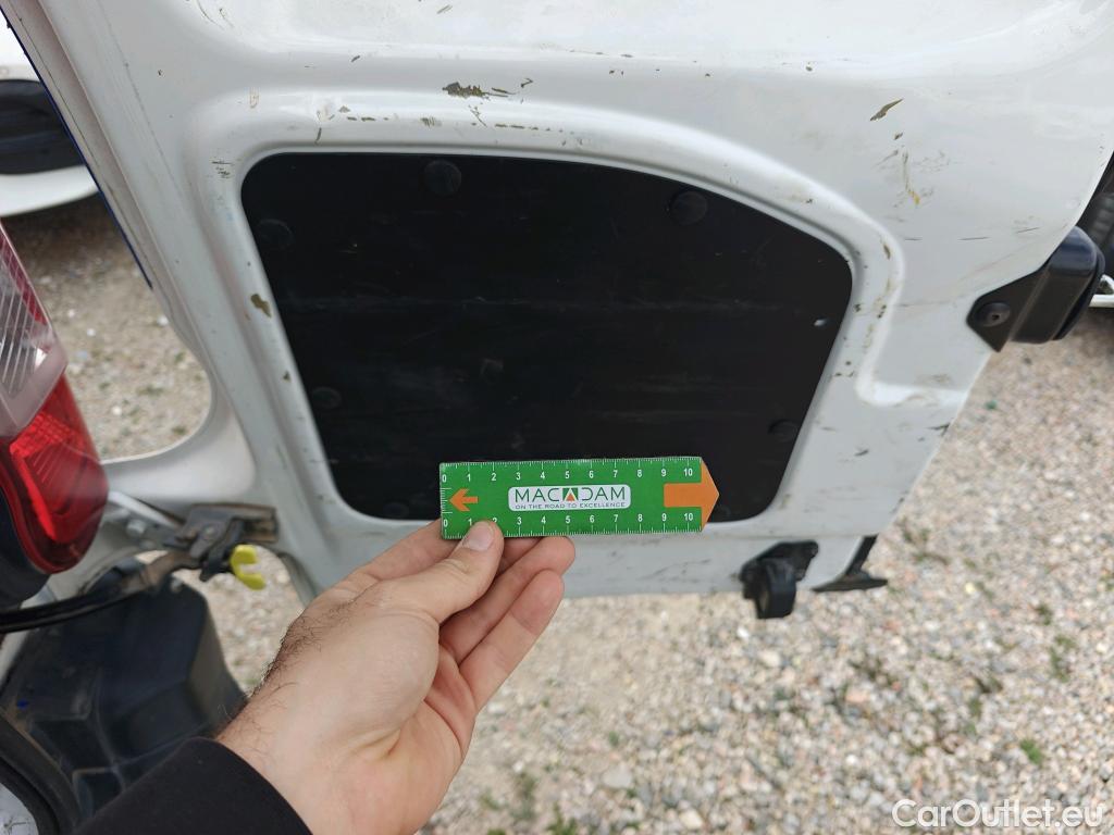  Opel  Combo OPEL  / 2018 / 3P / furgón derivado de turismo 1.6 TD S/S 74kW (100CV) Express L H1 650 #84