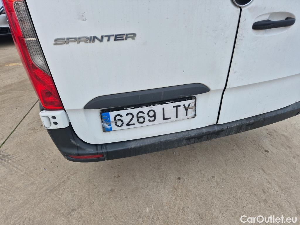  Mercedes  Sprinter MERCEDES-BENZ  / 2018 / 4P / furgón 311 CDI MEDIO 3.5T T. ALTO #58