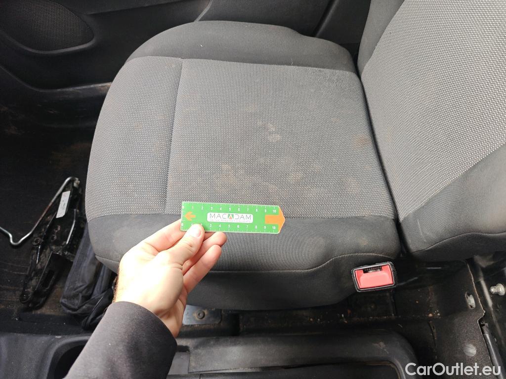  Opel  Combo OPEL  / 2018 / 3P / furgón derivado de turismo 1.6 TD S/S 74kW (100CV) Express L H1 650 #59