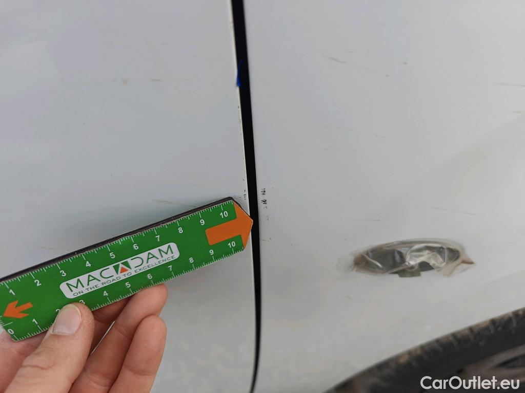  Opel  Combo OPEL  / 2018 / 3P / furgón derivado de turismo 1.6 TD S/S 74kW (100CV) Express L H1 650 #105