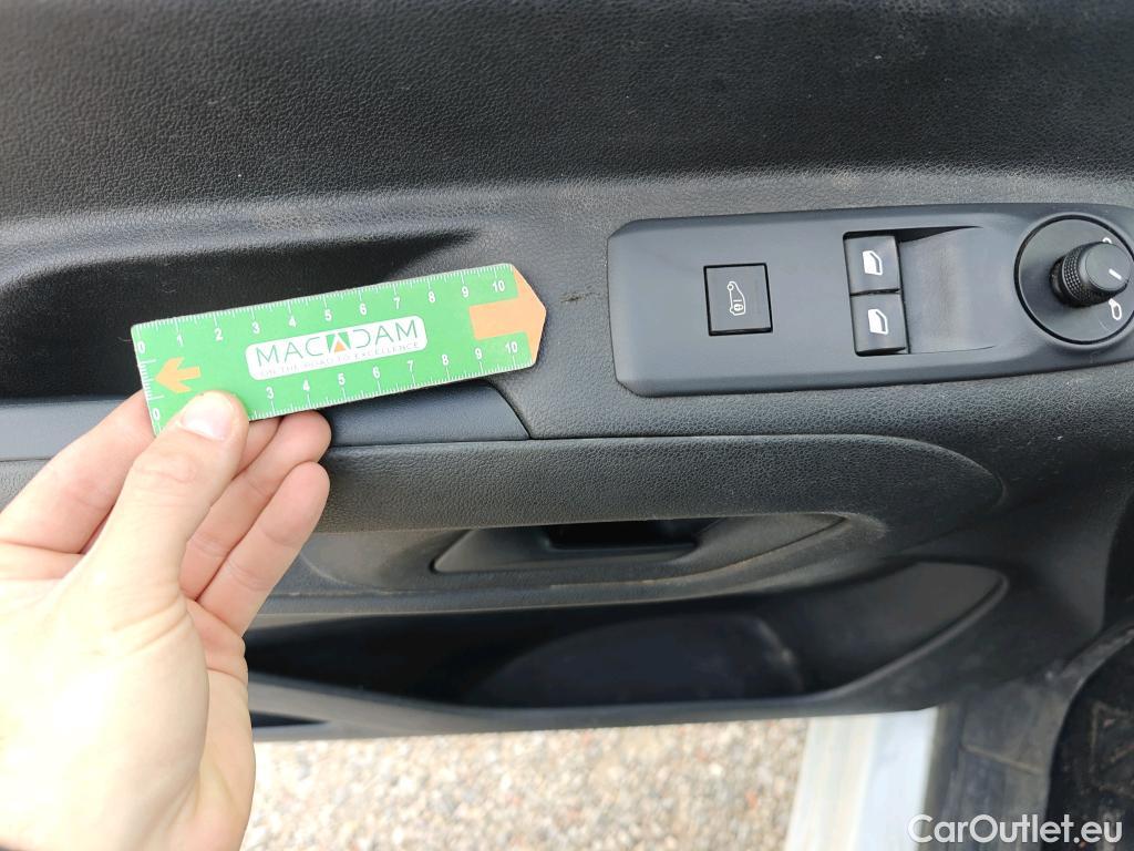  Opel  Combo OPEL  / 2018 / 3P / furgón derivado de turismo 1.6 TD S/S 74kW (100CV) Express L H1 650 #79