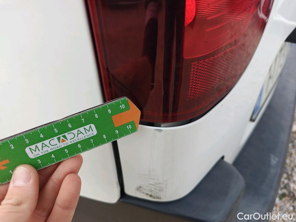  Opel  Combo OPEL  / 2018 / 3P / furgón derivado de turismo 1.6 TD S/S 74kW (100CV) Express L H1 650 #103