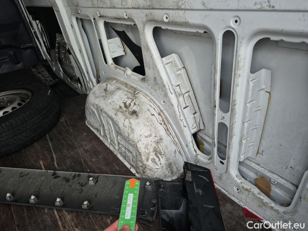  Mercedes  Sprinter MERCEDES-BENZ  / 2018 / 4P / furgón 311 CDI MEDIO 3.5T T. ALTO #3