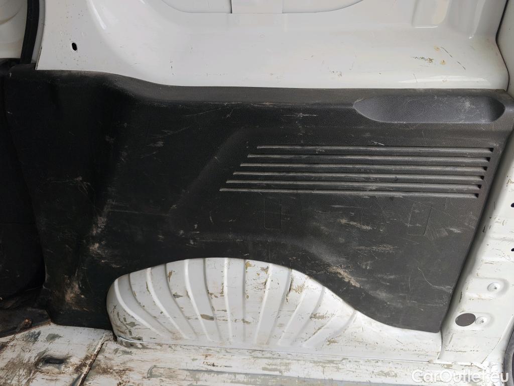  Opel  Combo OPEL  / 2018 / 3P / furgón derivado de turismo 1.6 TD S/S 74kW (100CV) Express L H1 650 #10