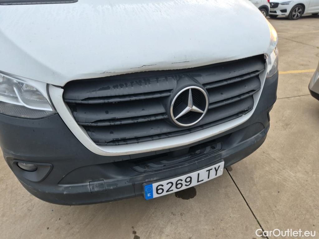  Mercedes  Sprinter MERCEDES-BENZ  / 2018 / 4P / furgón 311 CDI MEDIO 3.5T T. ALTO #18
