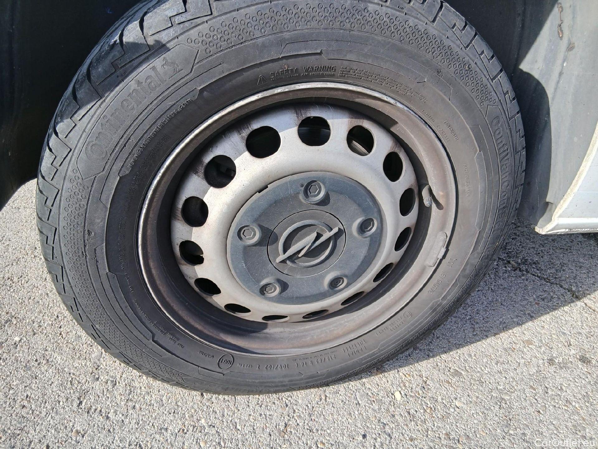  Opel  Vivaro OPEL  / 2019 / 4P / furgón 2.0 Diésel 88kW (120CV) M Inc. Express #8