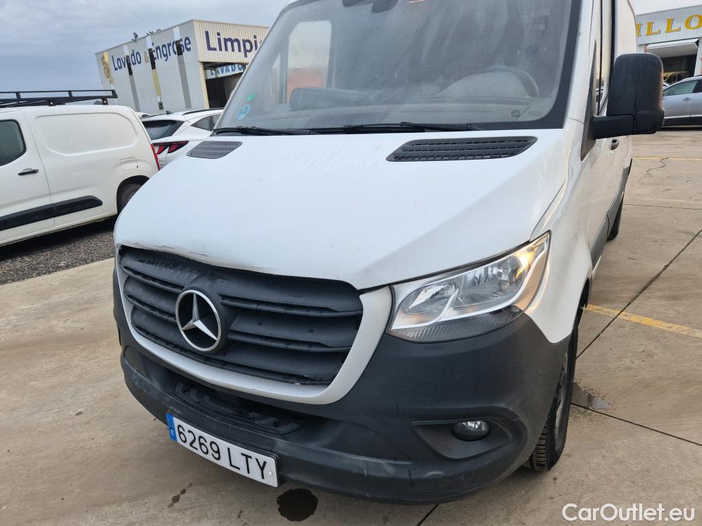  Mercedes  Sprinter MERCEDES-BENZ  / 2018 / 4P / furgón 311 CDI MEDIO 3.5T T. ALTO #21