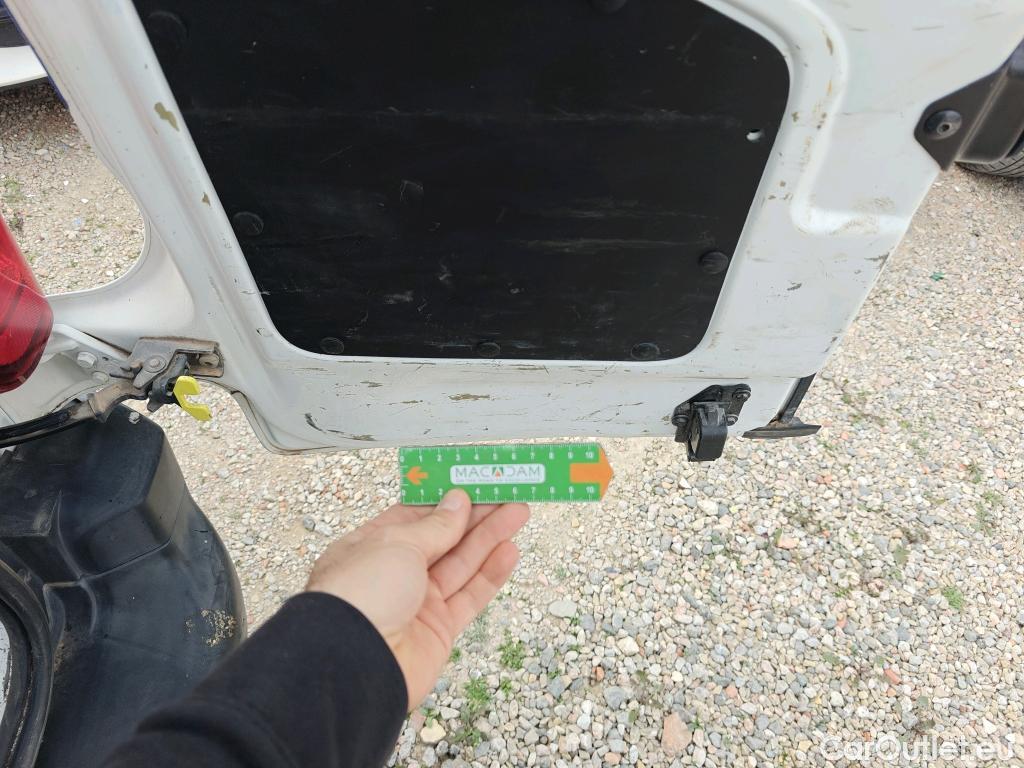  Opel  Combo OPEL  / 2018 / 3P / furgón derivado de turismo 1.6 TD S/S 74kW (100CV) Express L H1 650 #18