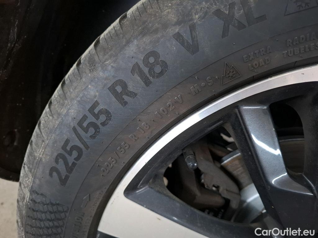  Peugeot  3008 PEUGEOT  / 2016 / 5P / SUV Puretech 180 S&S EAT8 GT LINE #22