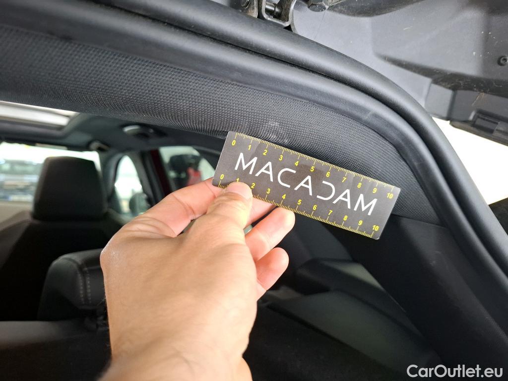  Peugeot  3008 PEUGEOT  / 2016 / 5P / SUV Puretech 180 S&S EAT8 GT LINE #67