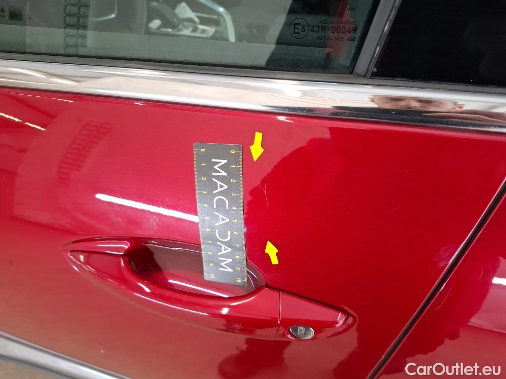  Peugeot  3008 PEUGEOT  / 2016 / 5P / SUV Puretech 180 S&S EAT8 GT LINE #82