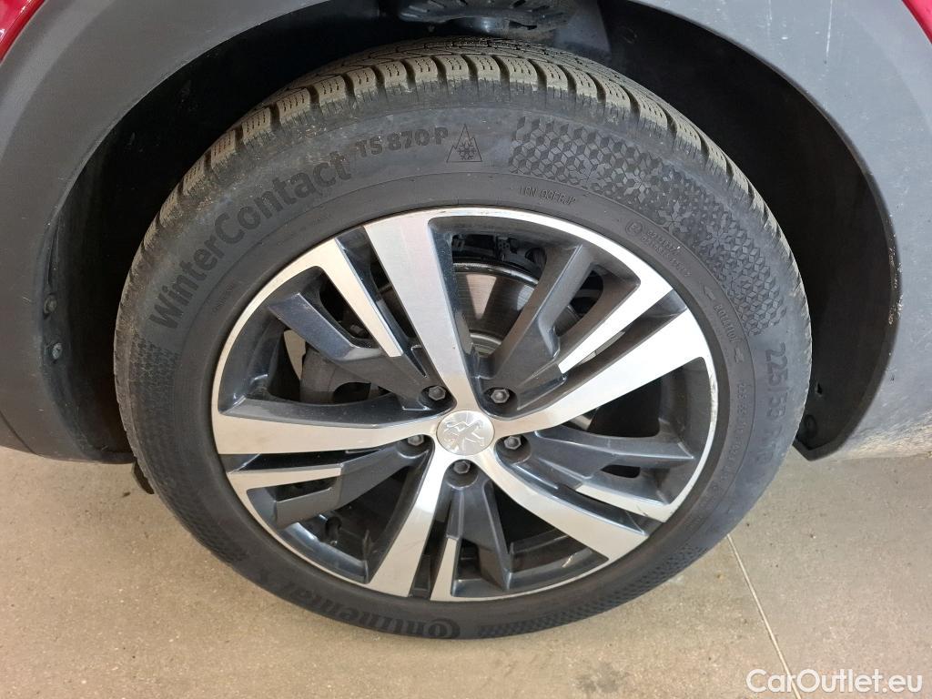  Peugeot  3008 PEUGEOT  / 2016 / 5P / SUV Puretech 180 S&S EAT8 GT LINE #69