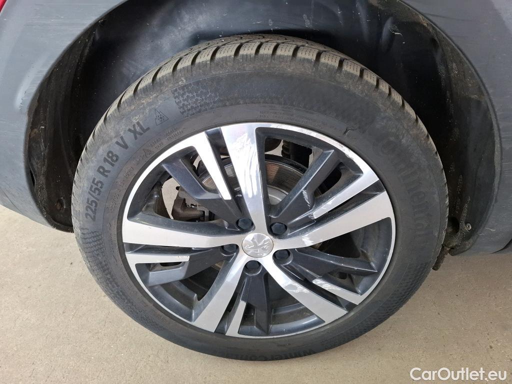  Peugeot  3008 PEUGEOT  / 2016 / 5P / SUV Puretech 180 S&S EAT8 GT LINE #20