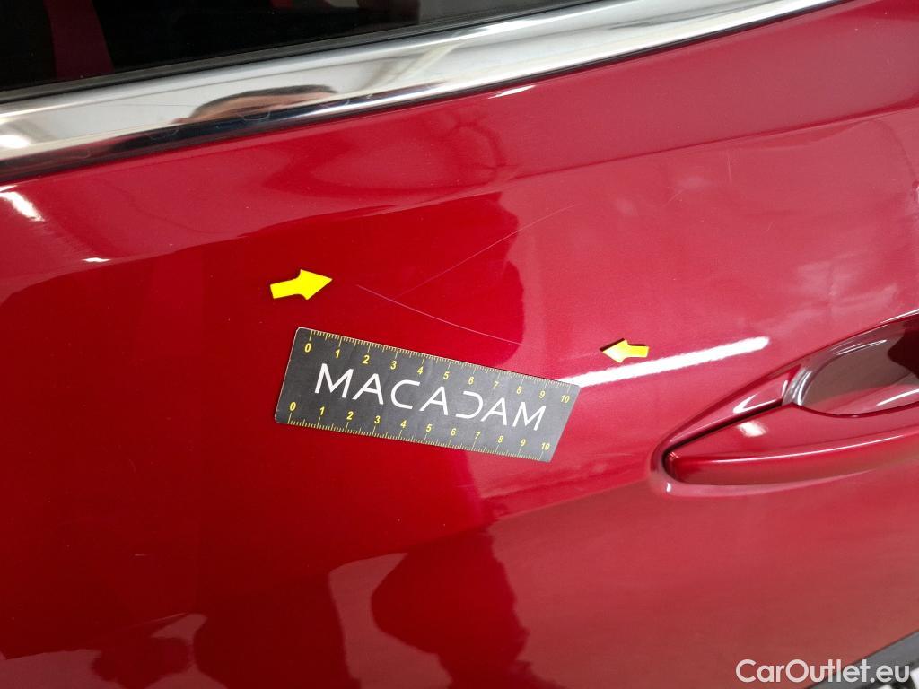  Peugeot  3008 PEUGEOT  / 2016 / 5P / SUV Puretech 180 S&S EAT8 GT LINE #84