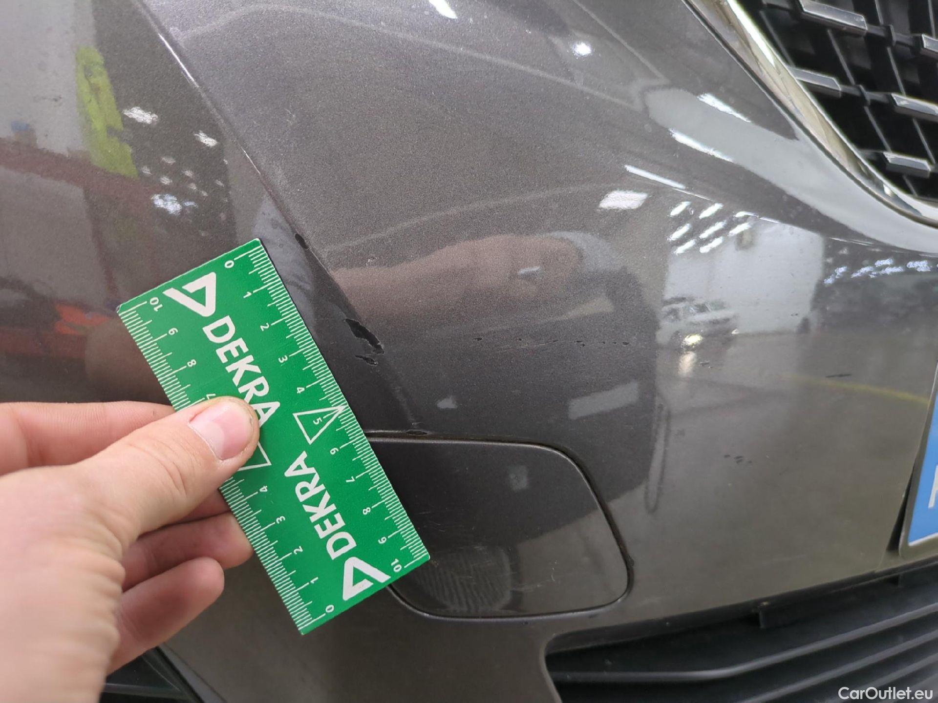  Peugeot  3008 PEUGEOT  / 2016 / 5P / SUV Hybrid4 300 e-EAT8 GT Line #67