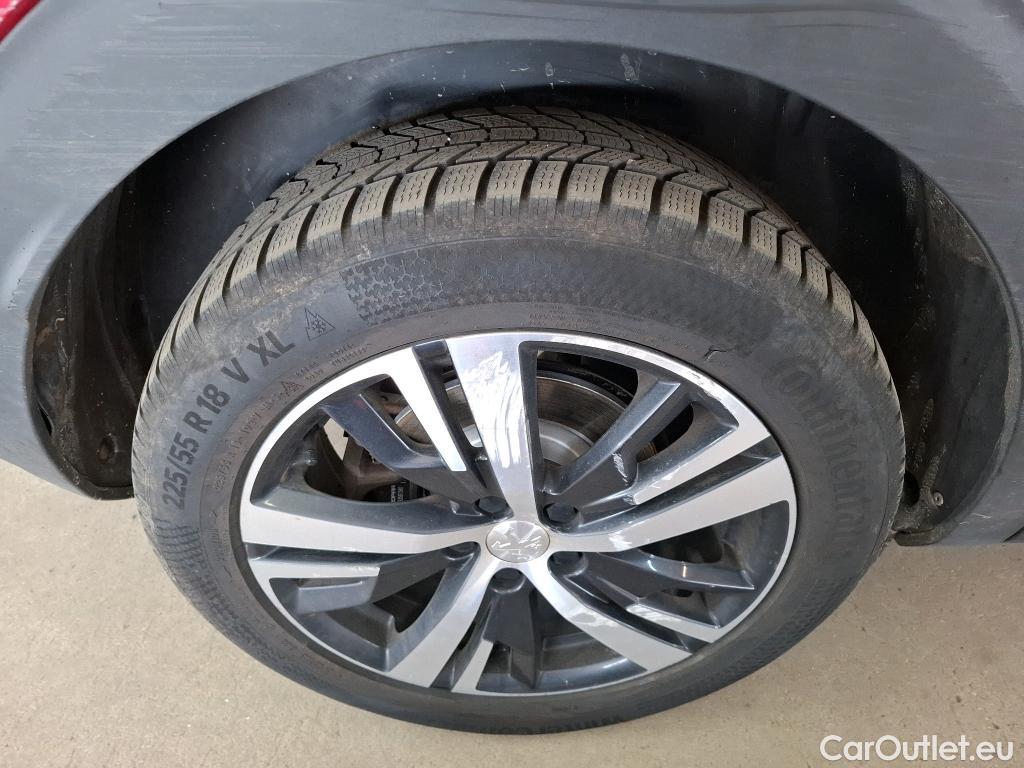  Peugeot  3008 PEUGEOT  / 2016 / 5P / SUV Puretech 180 S&S EAT8 GT LINE #42