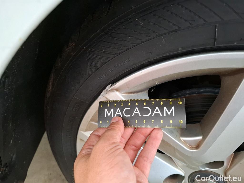  Renault  Clio RENAULT  / 2019 / 5P / Berline Business SCe 65 #10